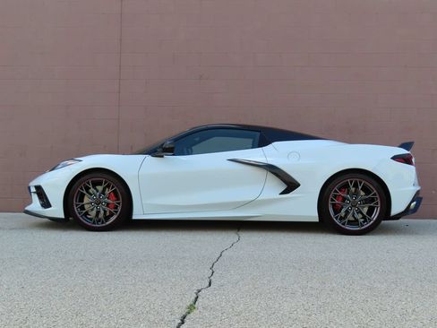 Used 2023 Chevrolet Corvette Stingray Premium Conv w/ Z51 Performance Package RWD image 36