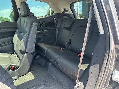 New 2026 Subaru Ascent Limited AWD/4WD image 40