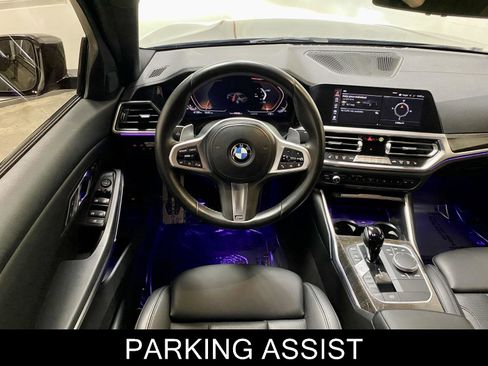 Used 2022 BMW 330i Sedan w/ M Sport Package RWD image 2