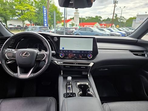 Used 2023 Lexus RX 350 w/ Accessory Package (Z1) AWD/4WD image 3