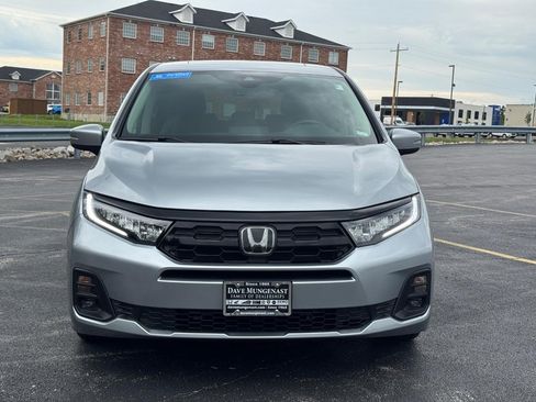 Certified 2026 Honda Odyssey Touring image 10