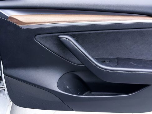 Used 2023 Tesla Model 3 Standard Range image 31