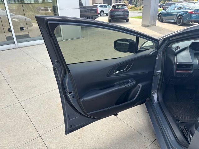 Used 2024 Toyota Prius Prime FWD image 24