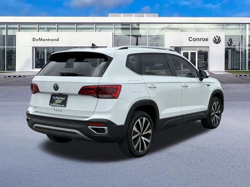Used 2022 Volkswagen Taos SE FWD image 5