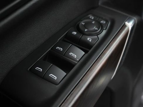 Certified 2021 GMC Sierra 1500 SLT image 23