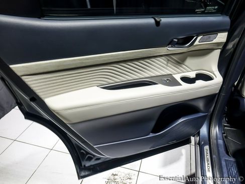 Used 2024 Hyundai Palisade Calligraphy image 33