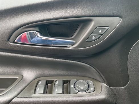 Used 2024 Chevrolet Equinox LT image 26