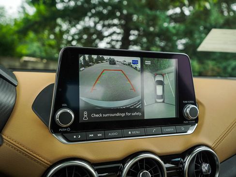 New 2025 Nissan Sentra SV w/ SV Premium Package image 24