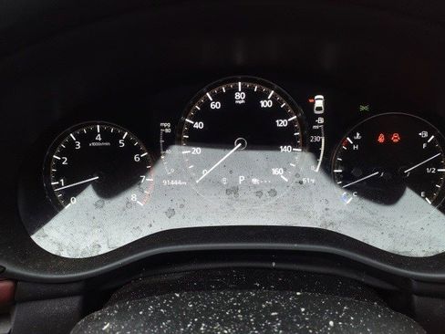 Used 2020 MAZDA MAZDA3 AWD Hatchback w/ Premium Pkg image 4