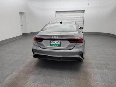 Used 2023 Kia Forte LXS FWD image 7