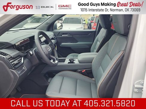 New 2026 GMC Acadia AT4 w/ Luxury Package AWD/4WD image 16