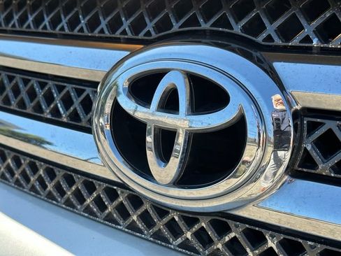 Used 2007 Toyota Highlander 4WD Hybrid image 8