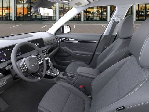 New 2026 Kia Seltos S image 17