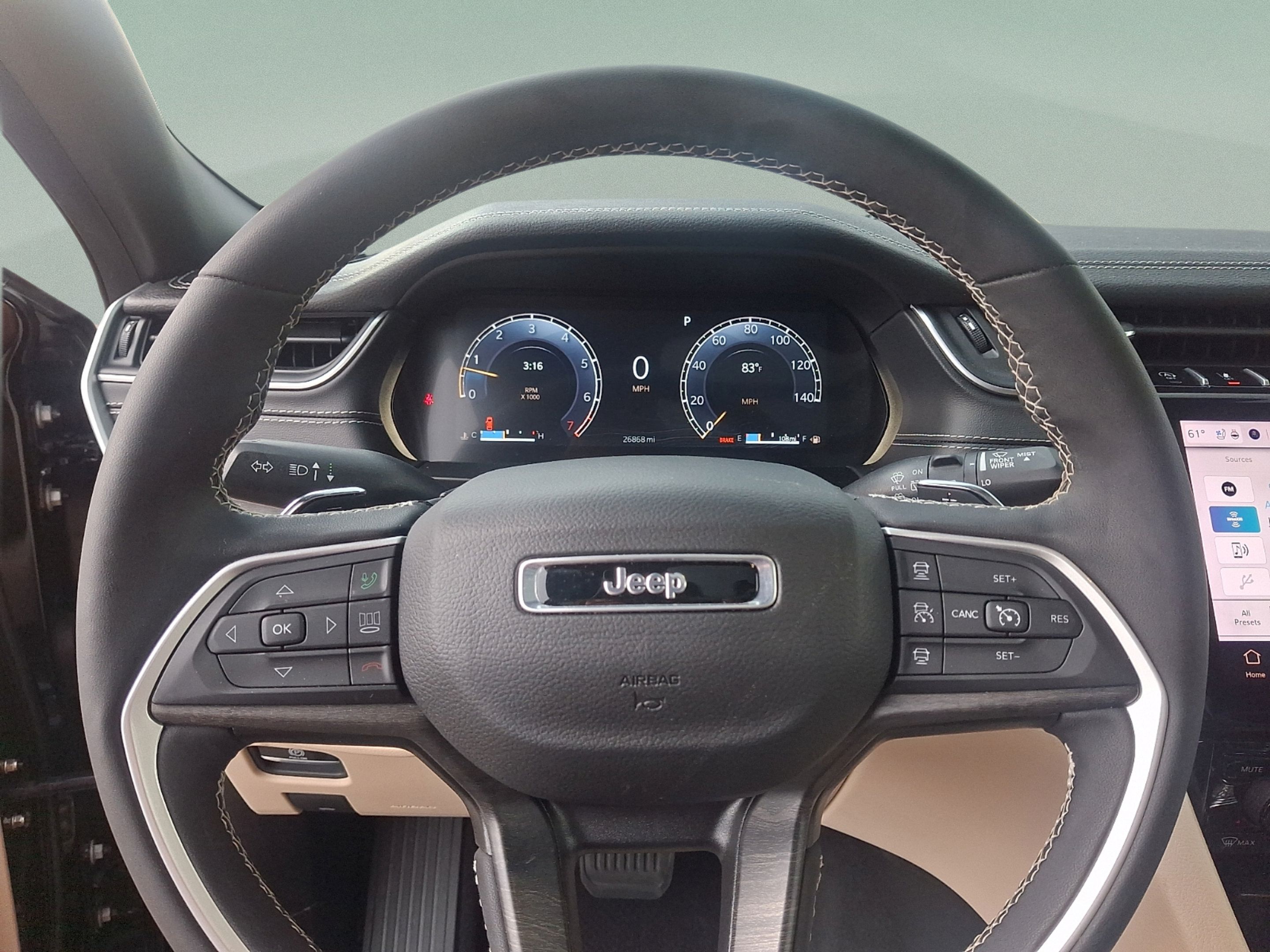 Certified 2024 Jeep Grand Cherokee L Limited w/ Luxury Tech Group II AWD/4WD image 18