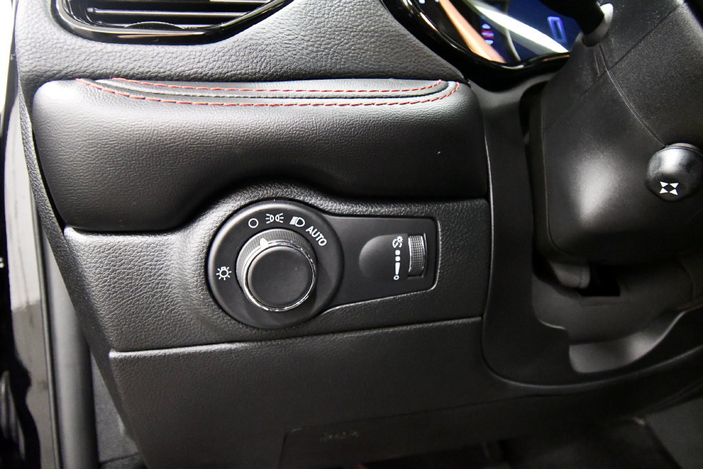 Used 2024 Dodge Durango R/T AWD/4WD image 21