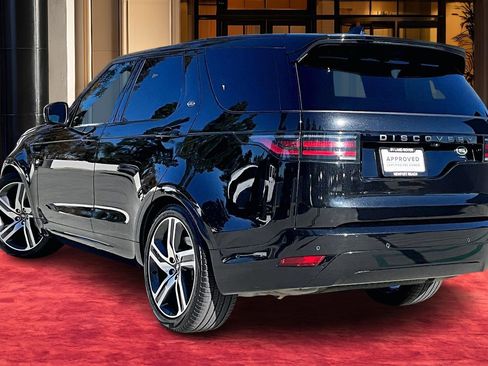 Used 2023 Land Rover Discovery S R-Dynamic image 9