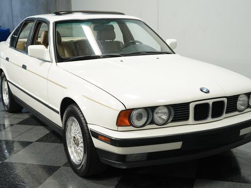 Used 1989 BMW 525i Sedan image 14
