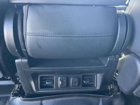 Used 2020 Chevrolet Silverado 2500 LT w/ Convenience Package AWD/4WD image 13