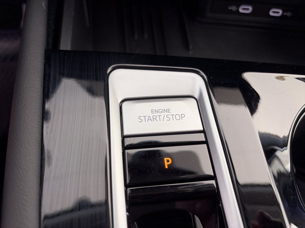 Certified 2026 Volkswagen Atlas SE FWD image 27