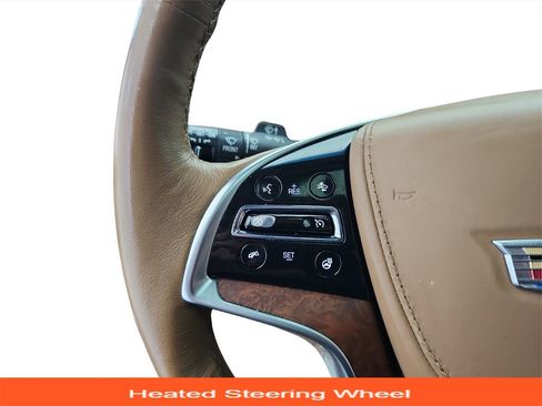 Used 2017 Cadillac Escalade ESV Platinum image 40
