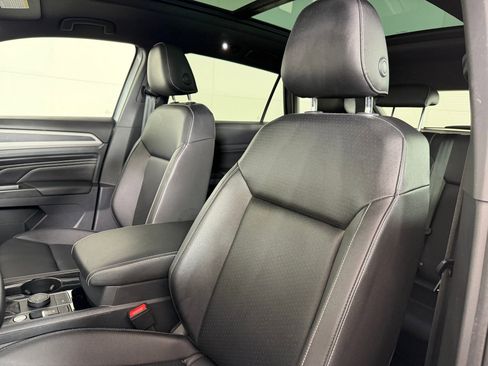 Used 2020 Volkswagen Atlas Cross Sport SEL w/ Cross Sport MDO Package image 24