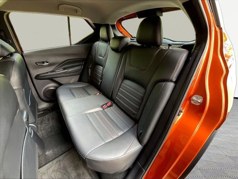 Used 2020 Nissan Kicks SR w/ SR Premium Package FWD image 21