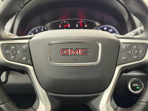 Used 2024 GMC Terrain SLT AWD/4WD image 30
