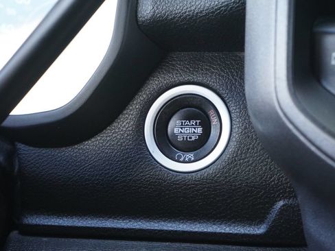 Used 2019 RAM 3500 Tradesman w/ Chrome Appearance Group AWD/4WD image 28