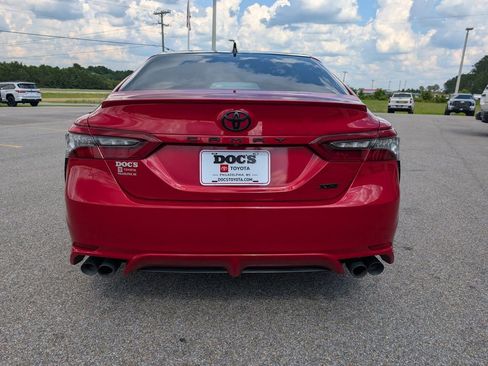 Used 2024 Toyota Camry XSE FWD image 4