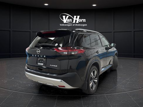 Used 2023 Nissan Rogue Platinum w/ Platinum Premium Package FWD image 7