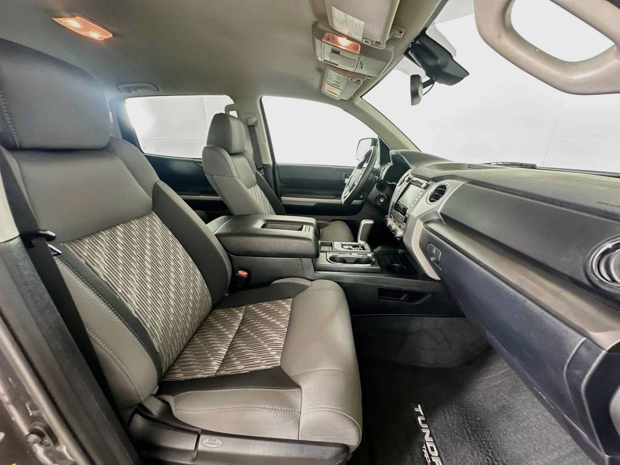 Used 2019 Toyota Tundra SR5 AWD/4WD image 30