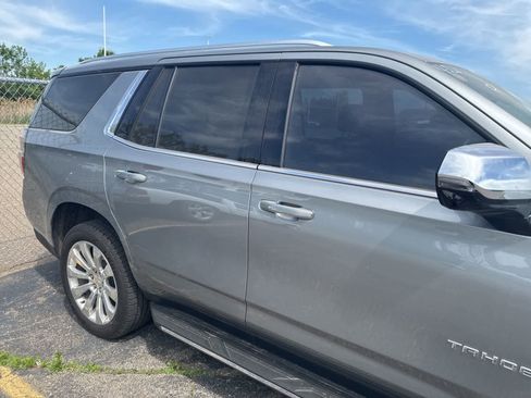 Used 2023 Chevrolet Tahoe Premier AWD/4WD image 26