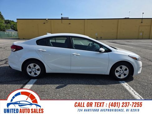Used 2018 Kia Forte LX w/ LX Popular Package FWD image 6