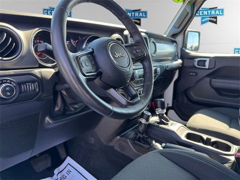 Certified 2022 Jeep Gladiator Sport image 11