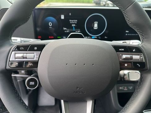 Certified 2025 Hyundai Ioniq 5 SEL image 14