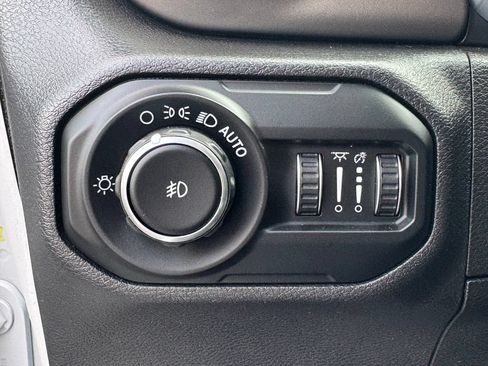 Used 2021 Jeep Wrangler Unlimited Sport AWD/4WD image 29