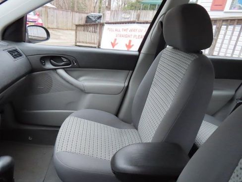 Used 2007 Ford Focus SE image 18