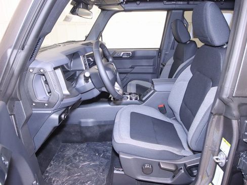 New 2025 Ford Bronco Big Bend image 10