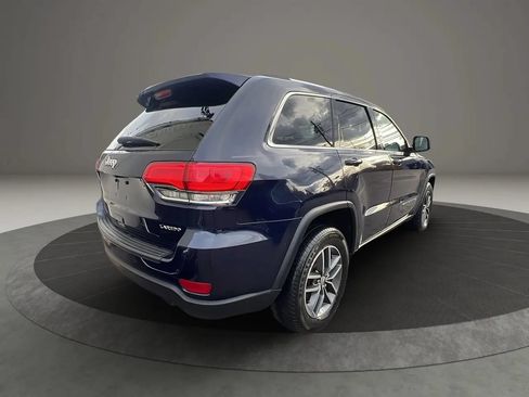 Used 2018 Jeep Grand Cherokee Laredo RWD image 5
