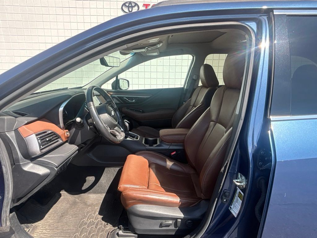 Used 2020 Subaru Outback Touring w/ Popular Package #2 AWD/4WD image 4