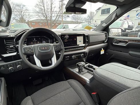 New 2026 GMC Sierra 1500 Elevation w/ Preferred Package image 18