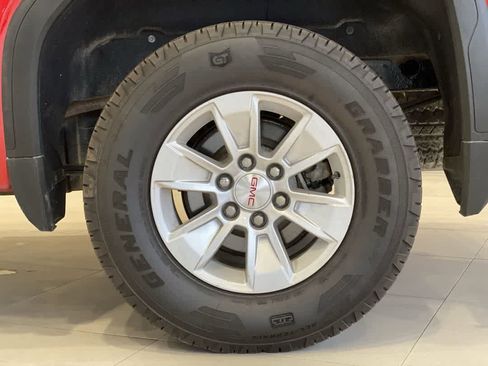 Used 2022 GMC Sierra 1500 SLE image 13