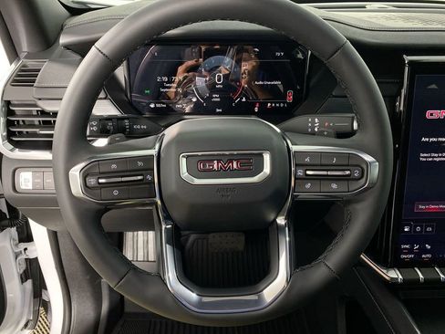 Used 2026 GMC Acadia Elevation w/ Black Edition image 14