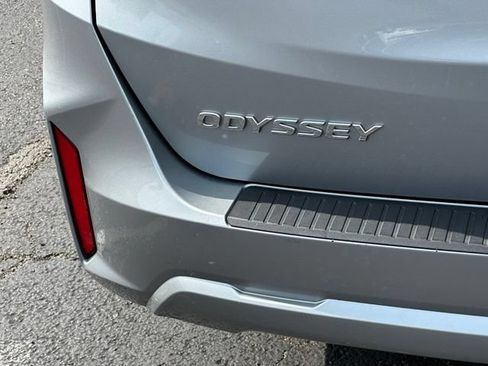 Used 2025 Honda Odyssey EX-L image 12