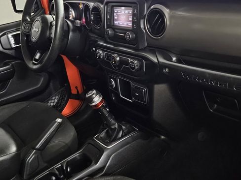 Used 2020 Jeep Wrangler Sport image 28