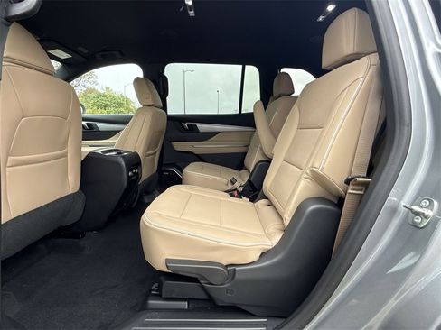 New 2026 Buick Enclave Preferred image 24