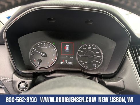 Used 2024 Subaru Outback Premium AWD/4WD image 15