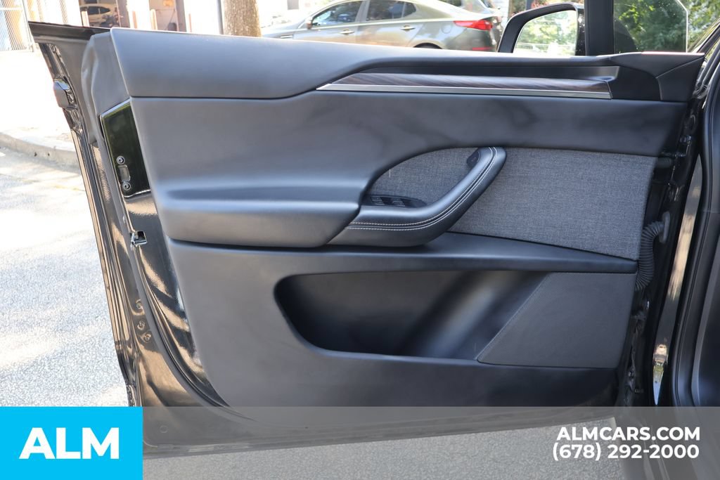 Used 2024 Tesla Model X AWD/4WD image 12