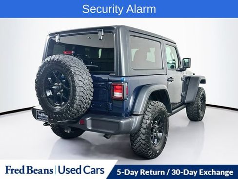 Certified 2025 Jeep Wrangler Sport AWD/4WD image 10