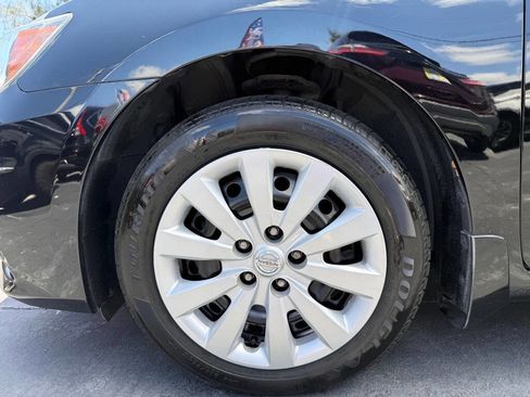 Used 2019 Nissan Sentra S FWD image 28